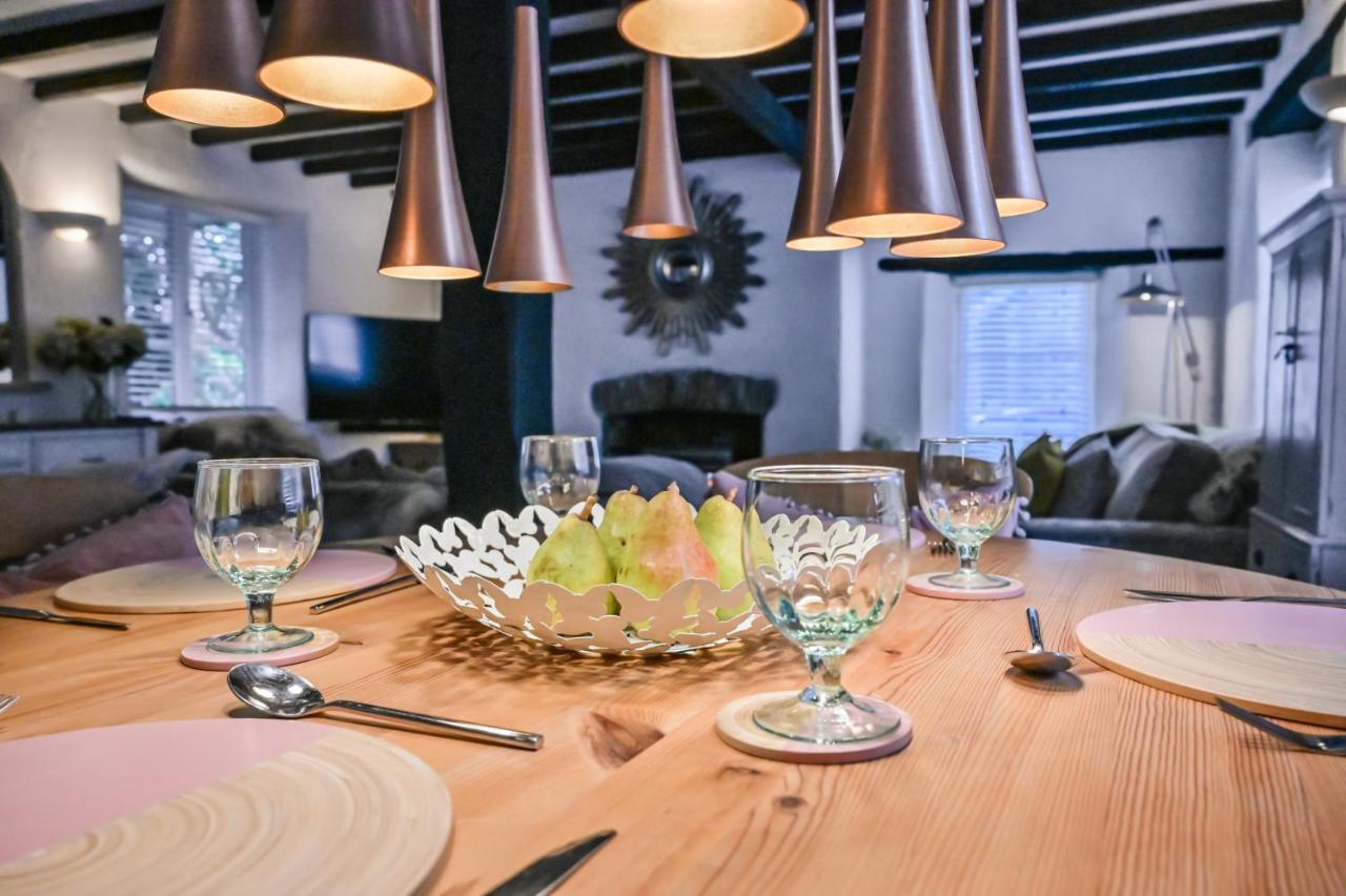 A Superb Bijou Retreat With Jacuzzi Near An Excellent Village Pub Yelverton Bagian luar foto