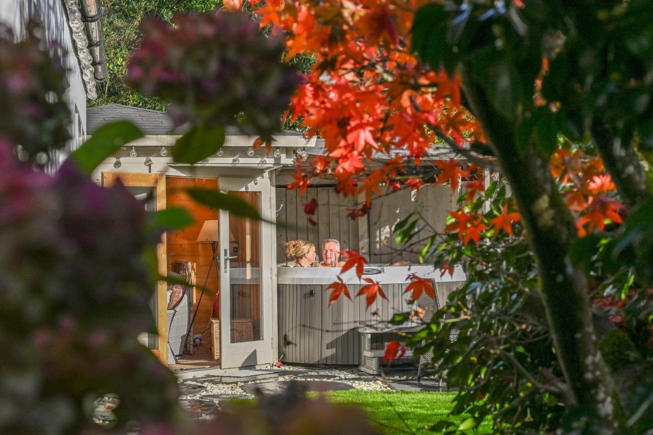 A Superb Bijou Retreat With Jacuzzi Near An Excellent Village Pub Yelverton Bagian luar foto
