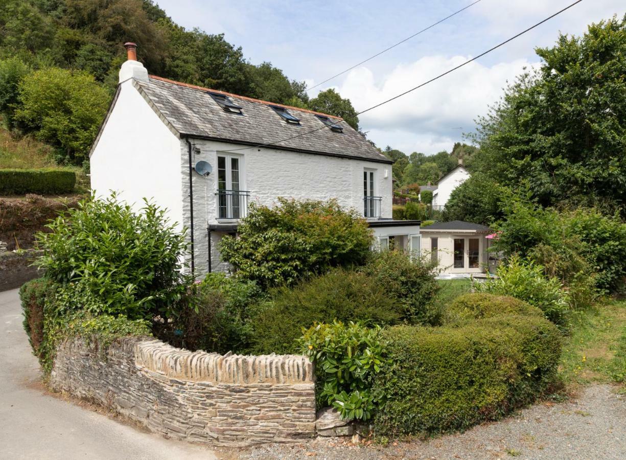 A Superb Bijou Retreat With Jacuzzi Near An Excellent Village Pub Yelverton Bagian luar foto
